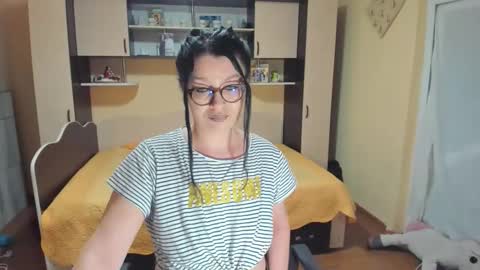 Soffy online show from 02/03/26, 06:22