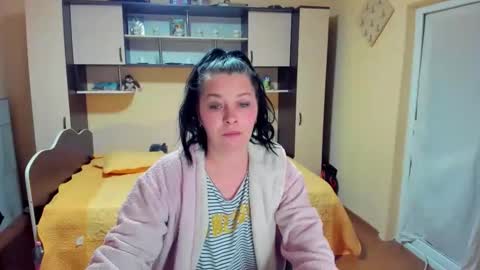 Soffy online show from 03/25/26, 04:40