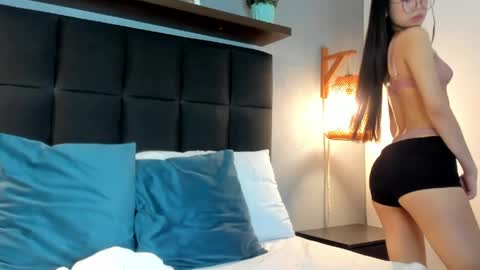 S O F I  online show from 04/06/26, 08:10