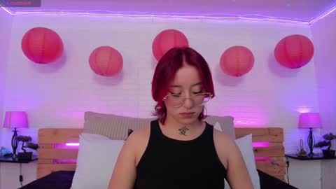 Sofia online show from 12/18/24, 11:34