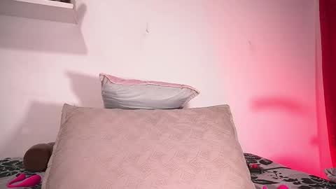 Sofia online show from 09/10/25, 03:06