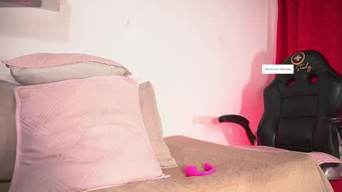 Sofia online show from 09/16/25, 03:07