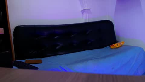 Sofia online show from 10/16/25, 11:55