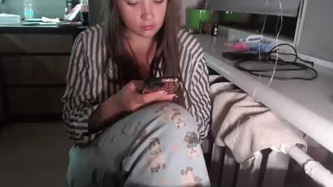 Sofi online show from 10/12/25, 07:46