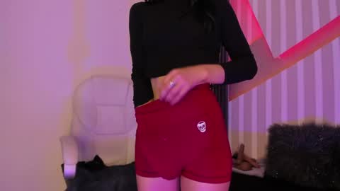 SOFIA online show from 05/01/26, 01:32