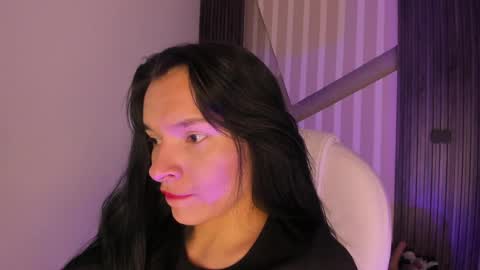 SOFIA online show from 06/01/26, 02:13