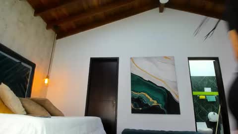 Sofi online show from 12/20/25, 11:17