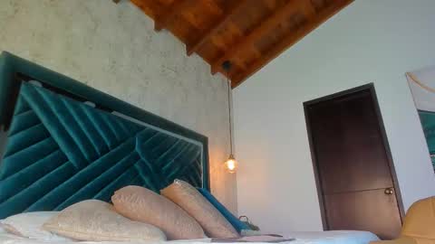 Sofi online show from 02/14/26, 11:18