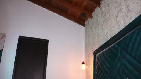 Snapshot of sofi_moreno chatting on 07/17/26, 11:28 Sofi online show from 07/17/26, 11:28