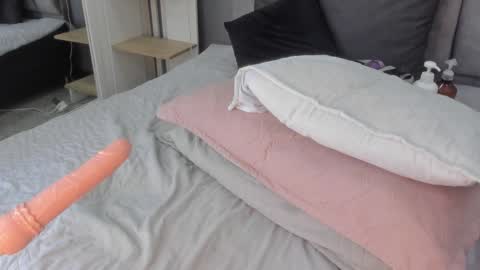 valen online show from 12/27/24, 01:43