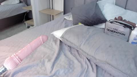 valen online show from 12/28/24, 10:55