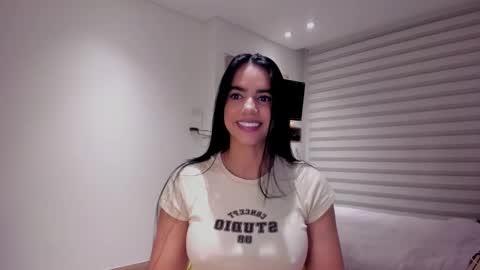 Snapshot of sofi_saenzz chatting on 10/07/25, 12:08 Sofi Saenzz online show from 10/07/25, 12:08