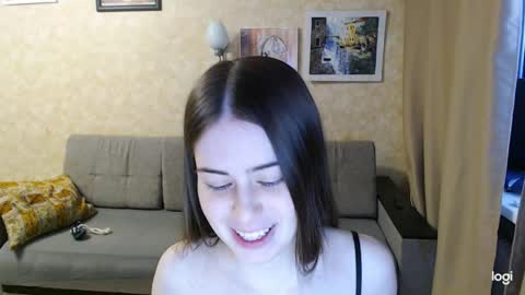 Sofa online show from 04/08/26, 07:30