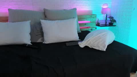 sofi_sp online show from 02/13/25, 02:42