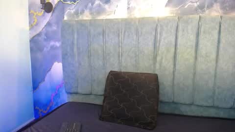 Susy online show from 01/13/26, 07:41