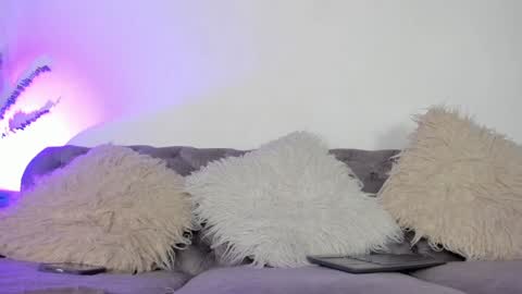 Sofia Vasquez online show from 12/10/24, 12:50