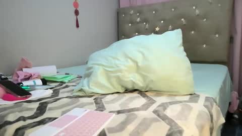 sofia8428 online show from 06/01/26, 12:12