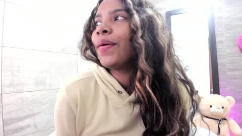 Snapshot of sofia86379 chatting on 01/23/25, 10:11 sofia86379 online show from 01/23/25, 10:11