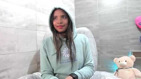 Snapshot of sofia86379 chatting on 02/24/25, 01:46 sofia86379 online show from 02/24/25, 01:46