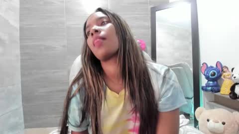 Snapshot of sofia86379 chatting on 03/05/25, 09:59 sofia86379 online show from 03/05/25, 09:59