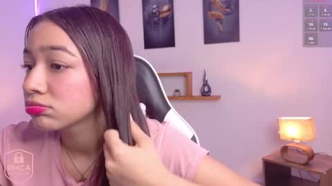 sofia_arango1107 online show from 11/25/25, 06:30