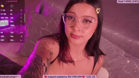 Snapshot of sofia_dream7 chatting on 03/11/25, 11:33 Sofi online show from 03/11/25, 11:33