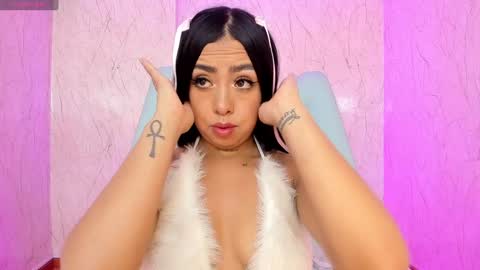 Sofia fantasyy  Online 0700 to 1400 gmt-5 online show from 01/21/25, 11:56