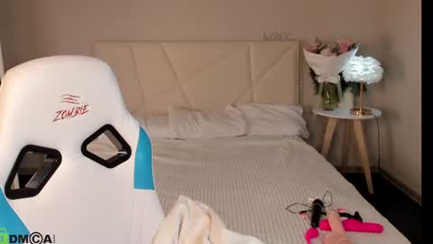 Sofia Gaze online show from 06/25/26, 02:33