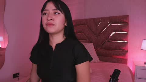 sofia gomes online show from 05/11/26, 12:00