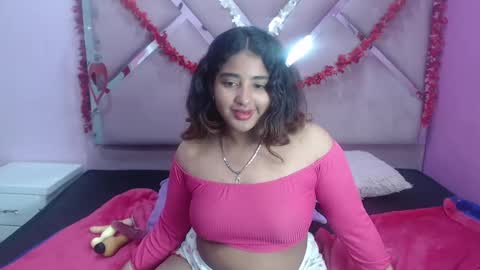 Snapshot of sofia_hernandeez_ chatting on 12/03/24, 10:29 Sofi online show from 12/03/24, 10:29