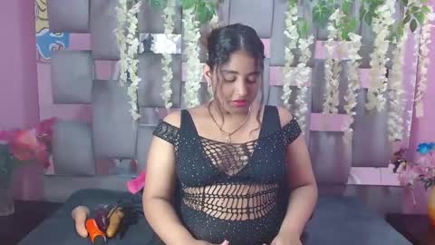 Snapshot of sofia_hernandeez_ chatting on 12/14/24, 07:14 Sofi online show from 12/14/24, 07:14