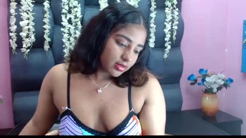 Snapshot of sofia_hernandeez_ chatting on 02/09/25, 02:38 Sofi online show from 02/09/25, 02:38