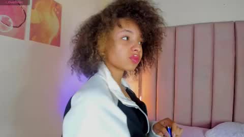 S O F I A  online show from 03/21/26, 11:48