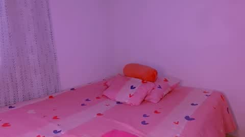 Snapshot of sofia_mark20 chatting on 10/07/25, 08:06 Sofia online show from 10/07/25, 08:06