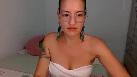 Sofia  online show from 02/14/26, 10:50