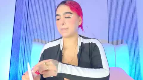 Sofia online show from 12/23/25, 03:04