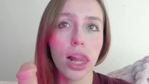 Snapshot of sofia_palacios_ chatting on 02/23/25, 03:45 online show from 02/23/25, 03:45