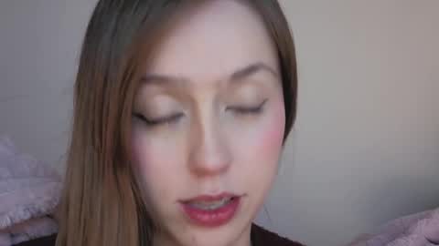 Snapshot of sofia_palacios_ chatting on 11/23/25, 03:50 online show from 11/23/25, 03:50