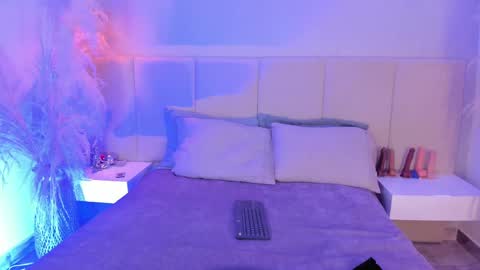 SOFIA PAMELA online show from 03/04/25, 07:11