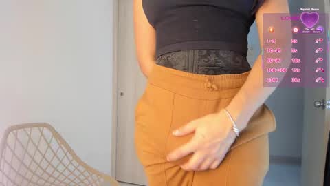 sofia_rivers_ online show from 02/17/26, 01:57