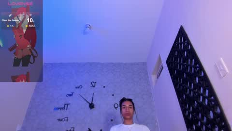 sofia_skater online show from 12/06/24, 10:19