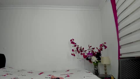 sofia_sorceress online show from 12/23/24, 01:18