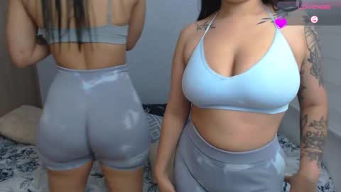 Snapshot of sofia_stonee1 chatting on 11/21/25, 05:44 kanella valery online show from 11/21/25, 05:44