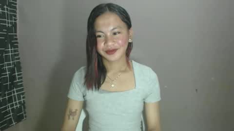 sofia_sweetheart18 online show from 01/14/26, 12:38