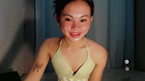 sofia_sweetheart18 online show from 05/30/26, 01:57