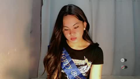 Snapshot of sofia_sweetheart18 chatting on 07/04/26, 01:01 sofia_sweetheart18 online show from 07/04/26, 01:01