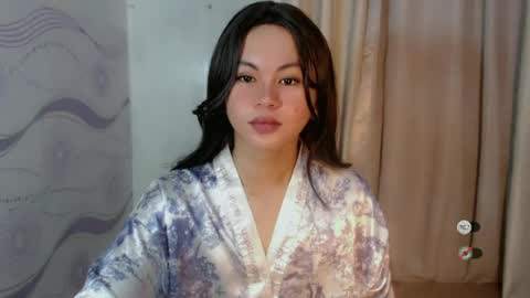 Snapshot of sofia_sweetheart18 chatting on 07/06/26, 04:09 sofia_sweetheart18 online show from 07/06/26, 04:09