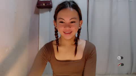Snapshot of sofia_sweetheart18 chatting on 07/20/26, 12:03 sofia_sweetheart18 online show from 07/20/26, 12:03