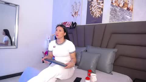      online show from 05/18/26, 11:16