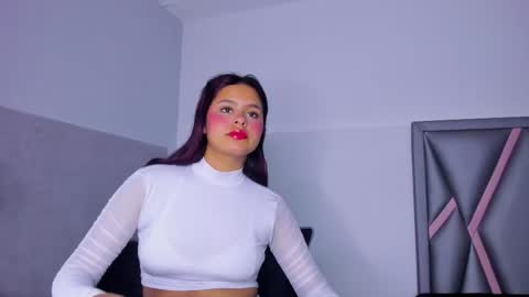 Sofa online show from 09/13/25, 11:54